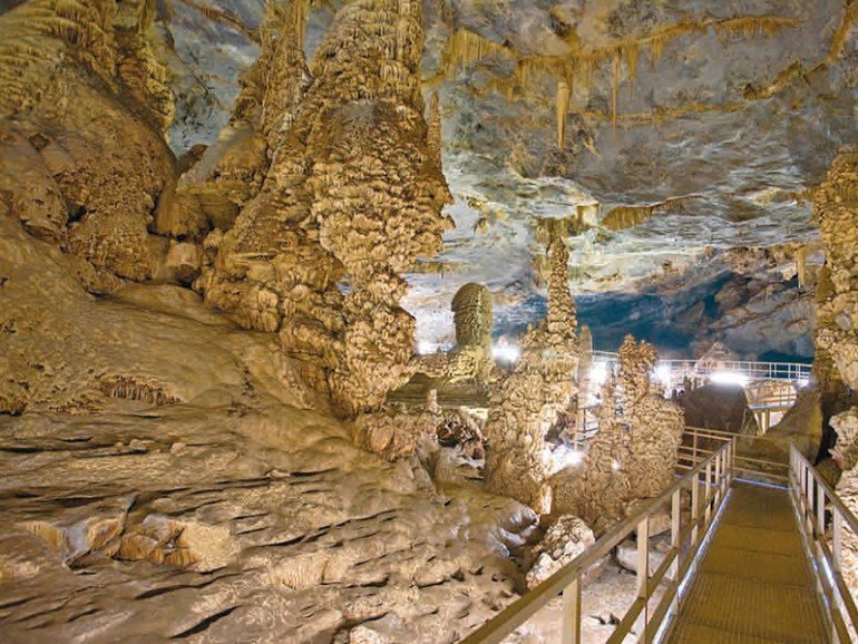 grutas de bustamante